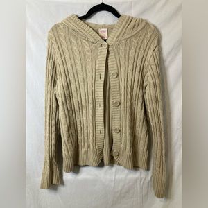 Cream colored chunky hooded cardigan sweater🤎🤍